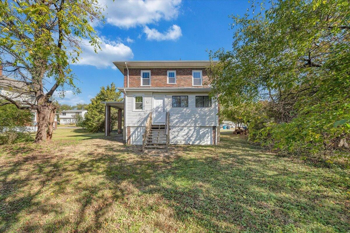 832 Queen AVE - Photo 28