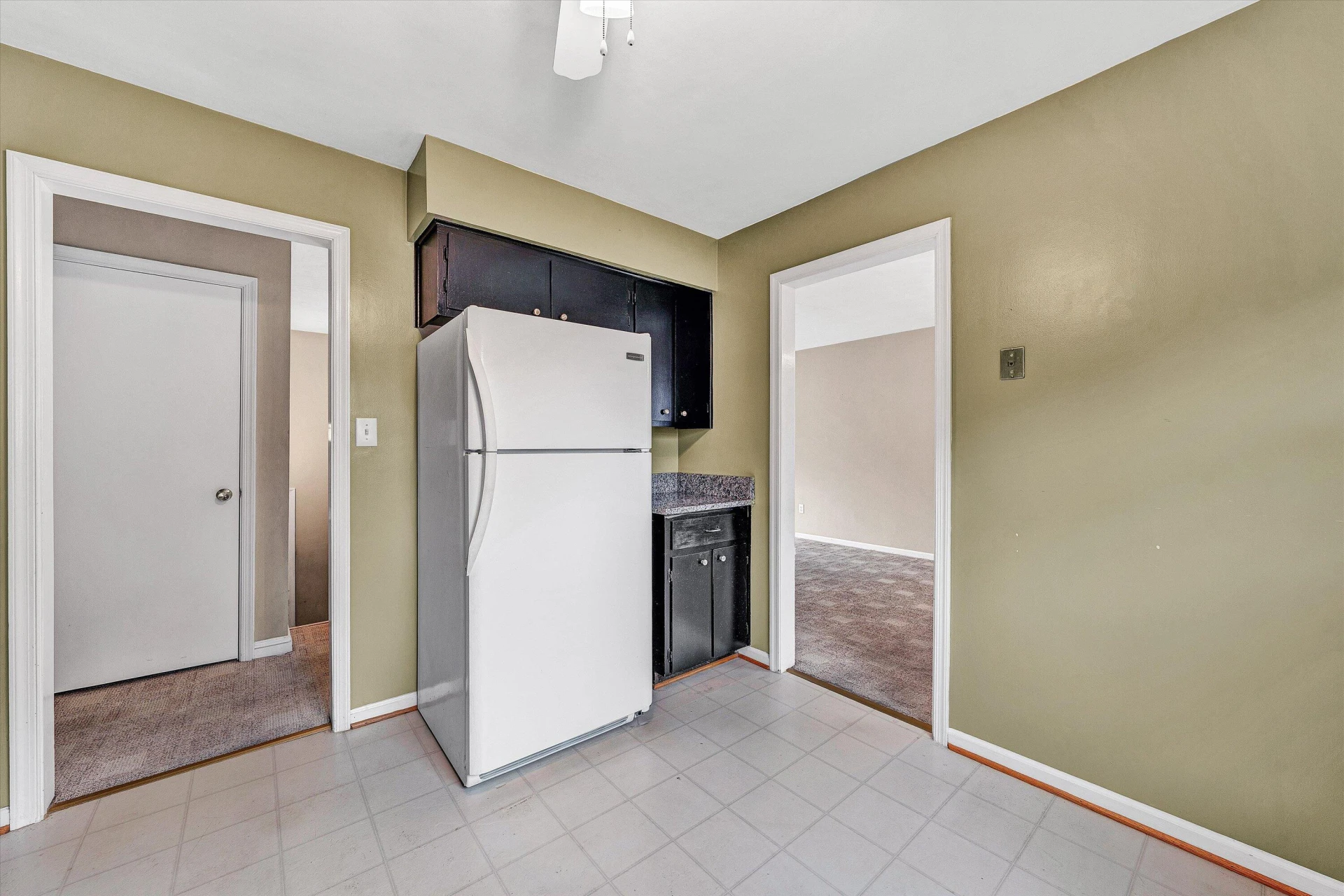 4611 Casper DR - Photo 10