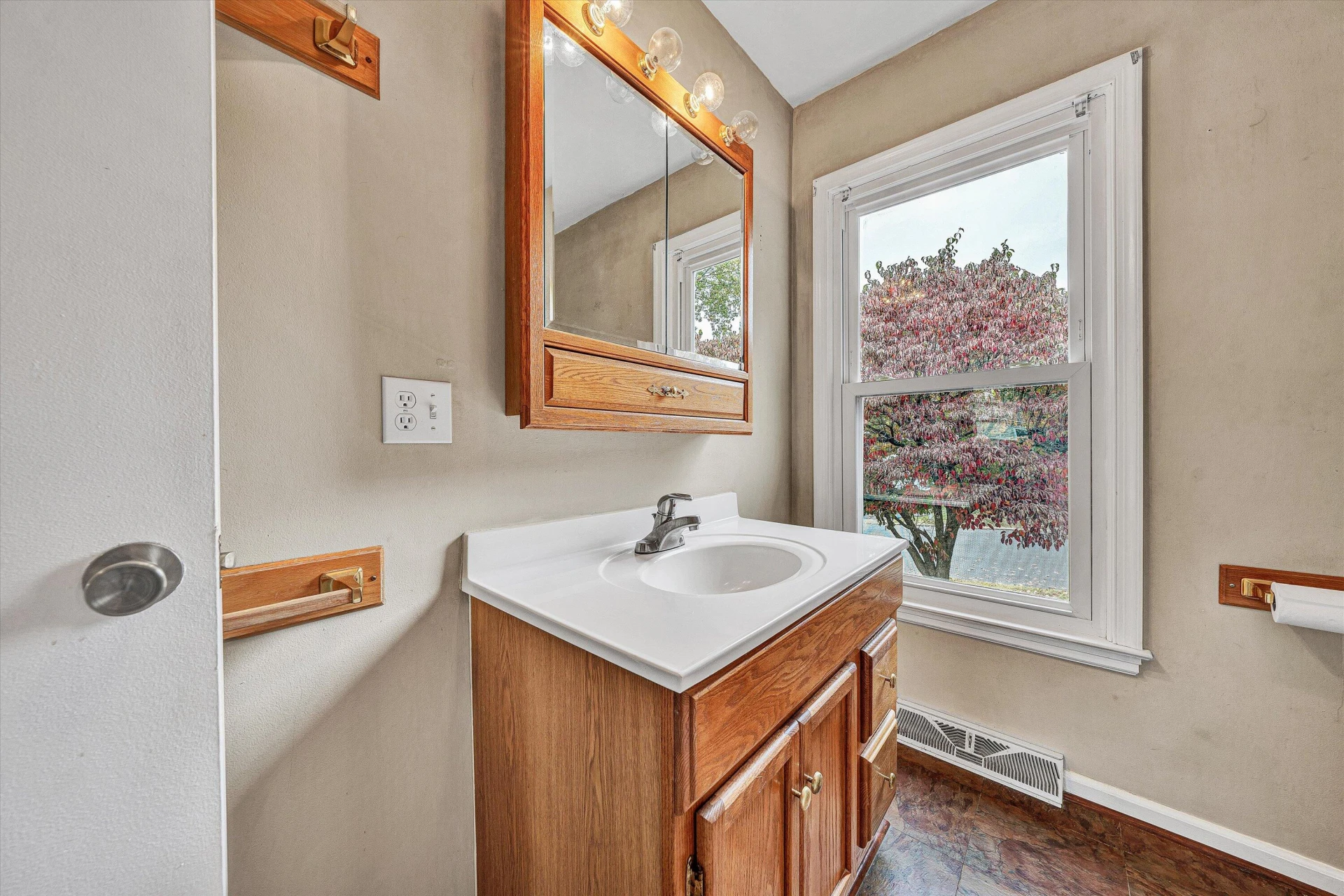 4611 Casper DR - Photo 17