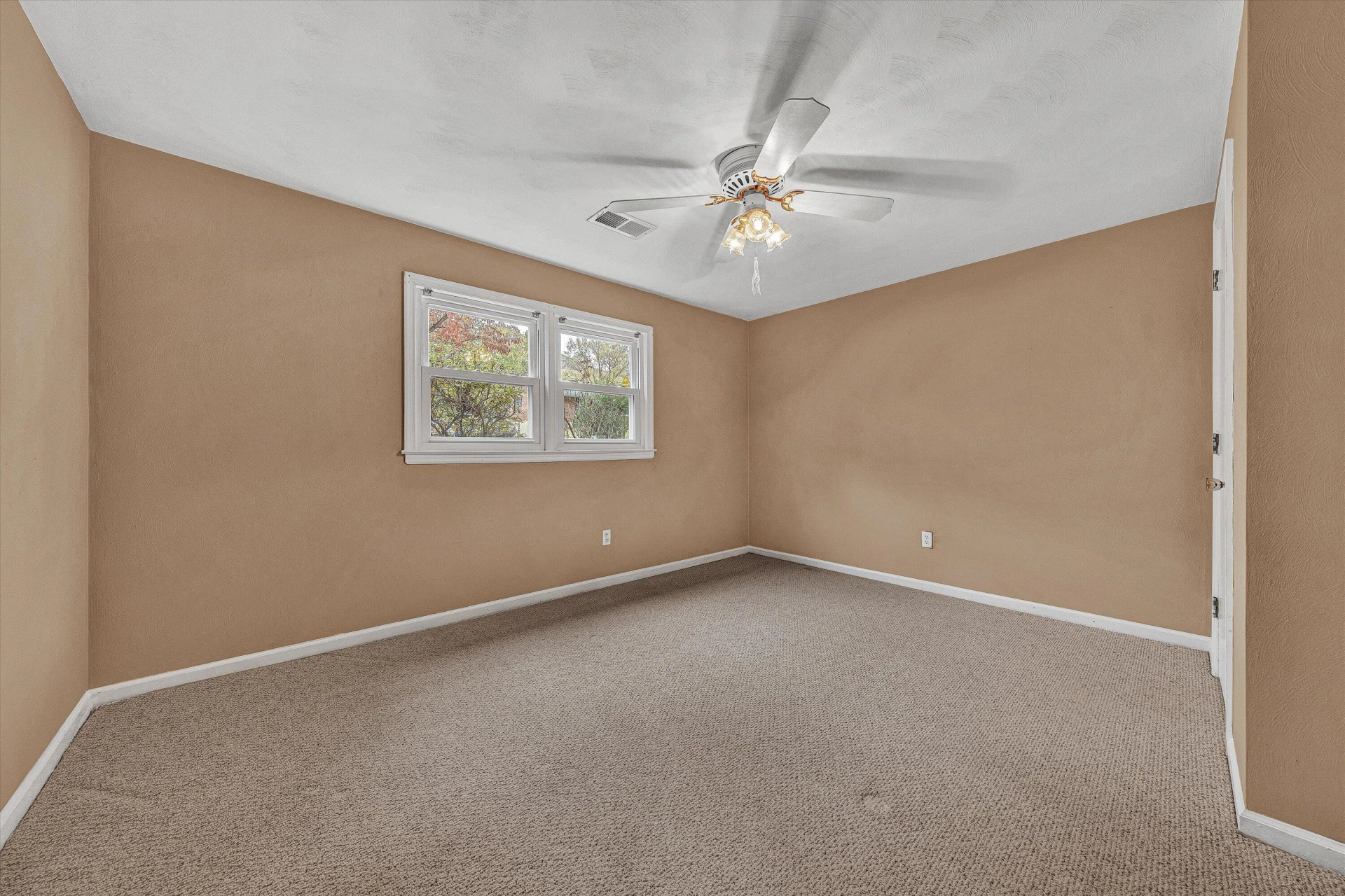 4611 Casper DR - Photo 20