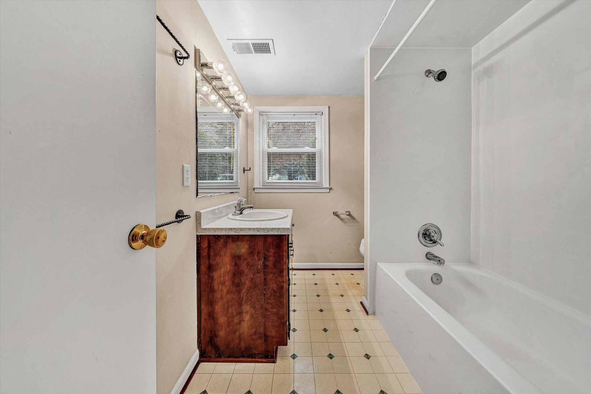 4611 Casper DR - Photo 22