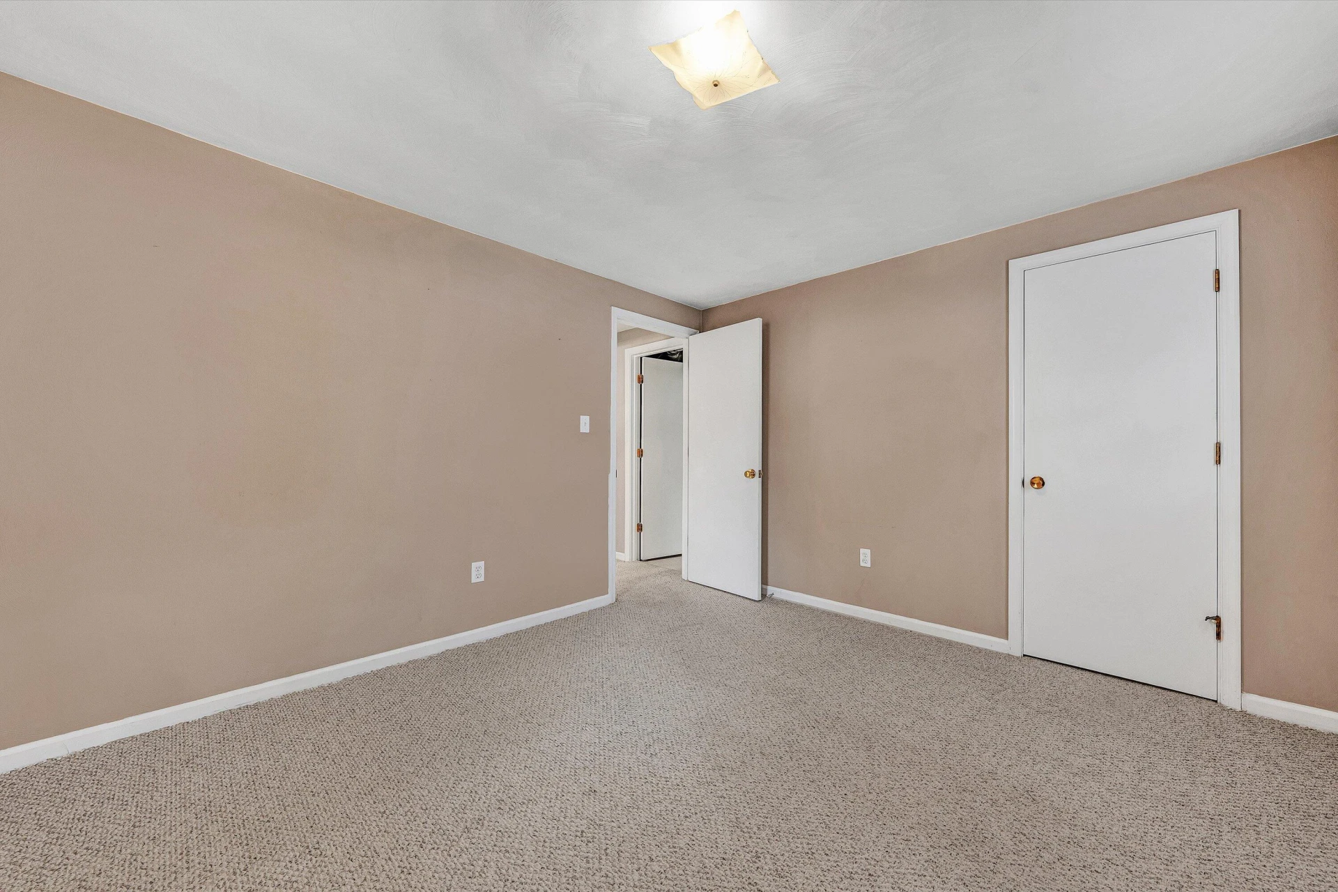 4611 Casper DR - Photo 24