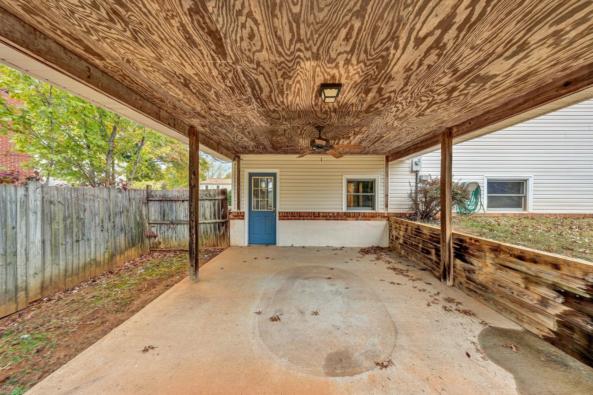 4611 Casper DR - Photo 29