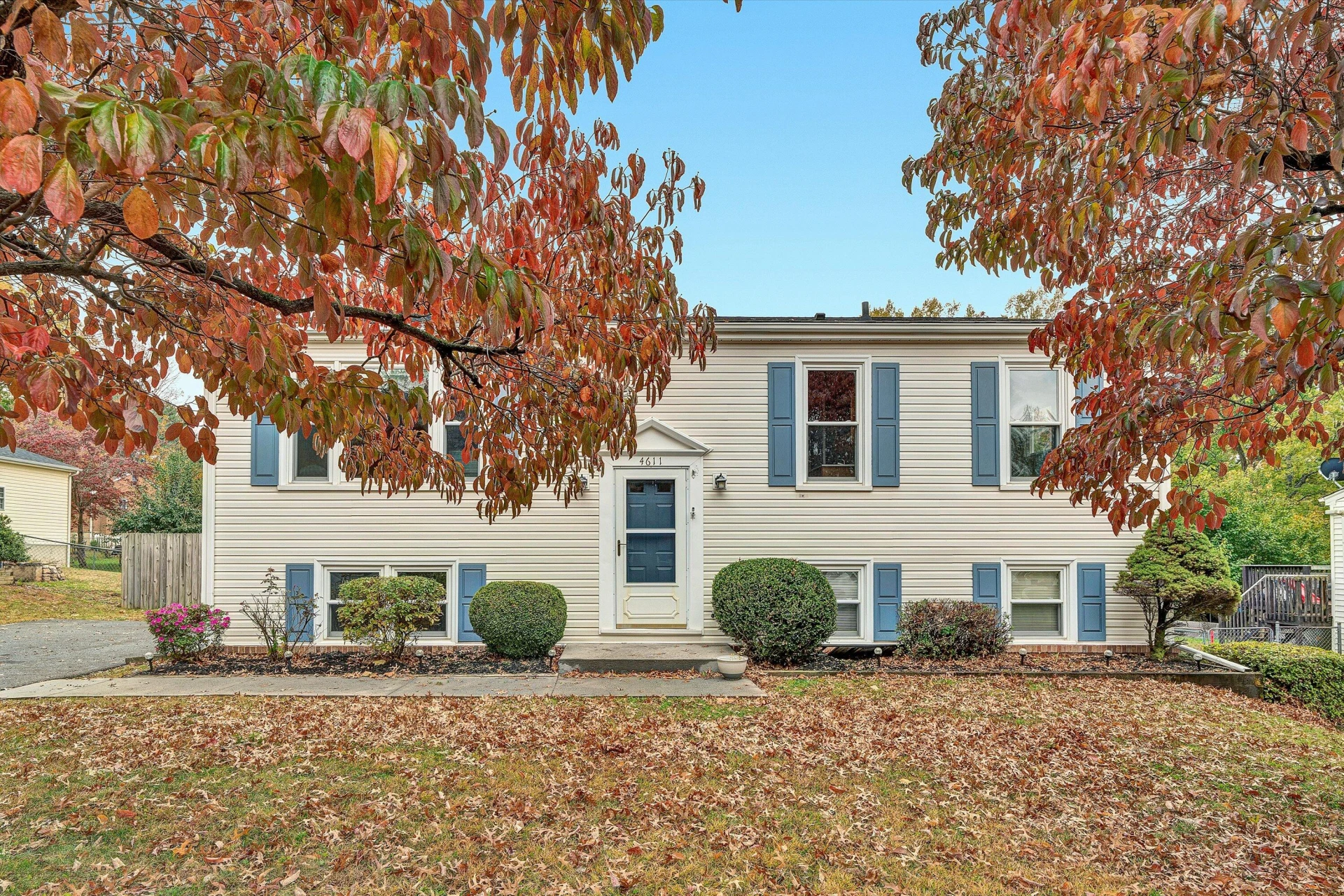 4611 Casper DR - Photo 3