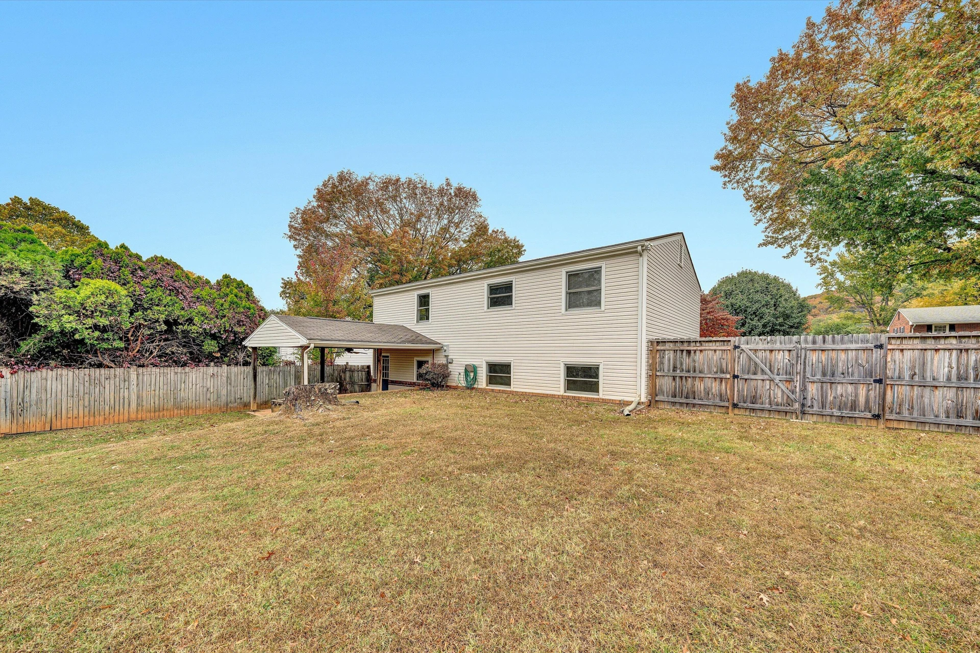 4611 Casper DR - Photo 32