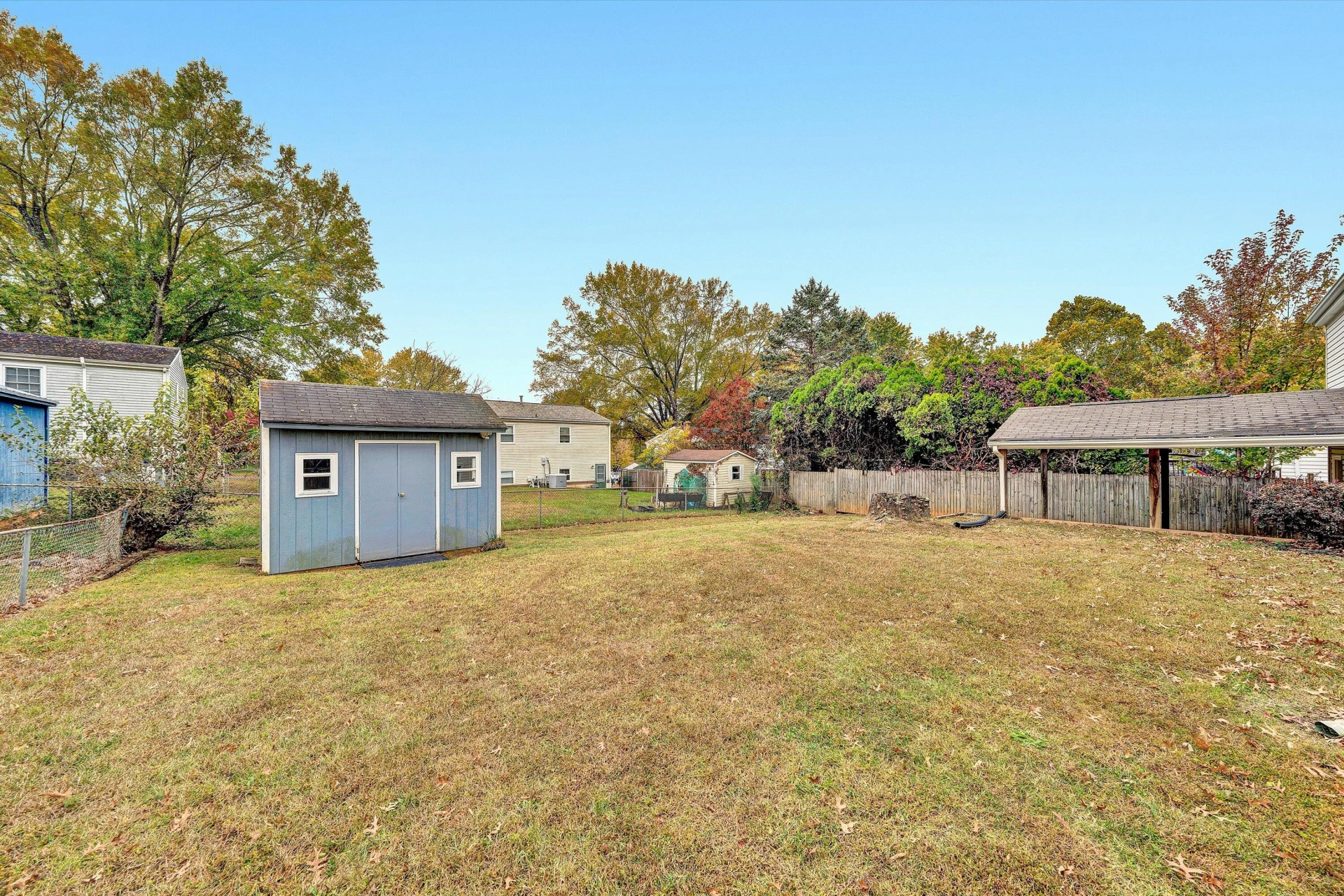 4611 Casper DR - Photo 33