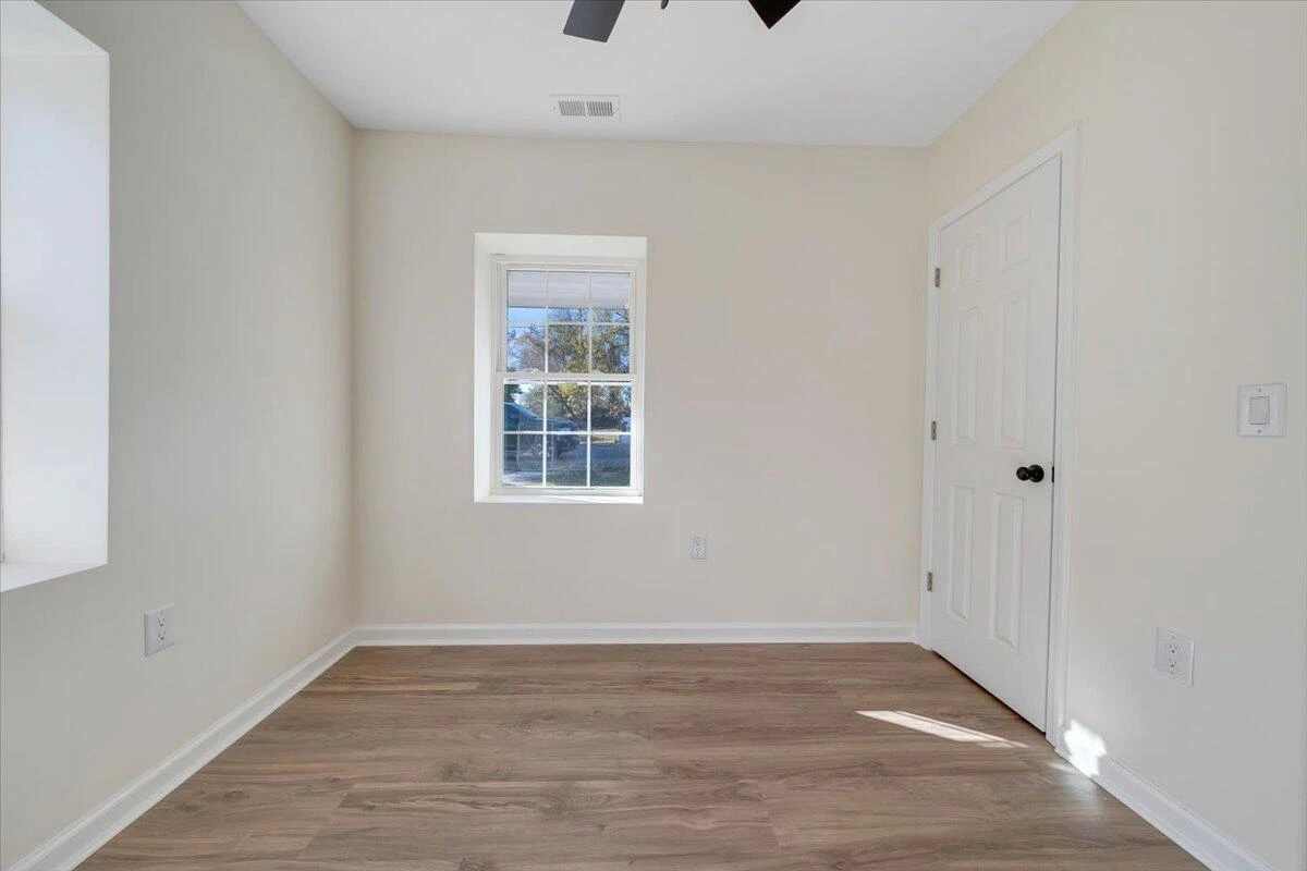 4407 Palmer AVE - Photo 10