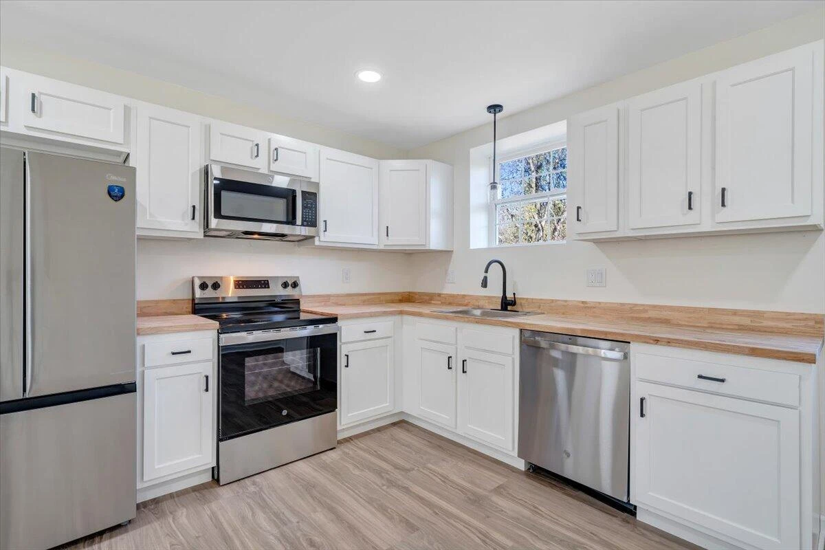 4407 Palmer AVE - Photo 7