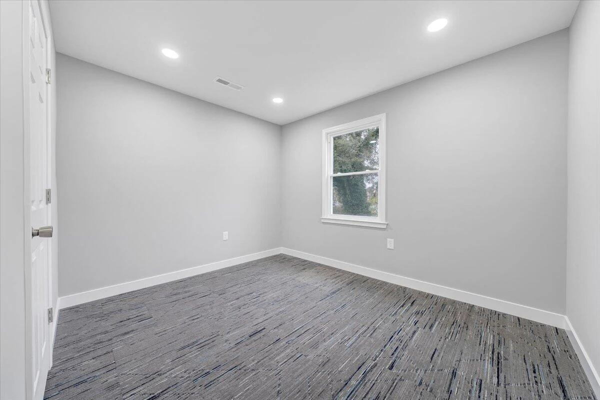 321 Patton AVE - Photo 14
