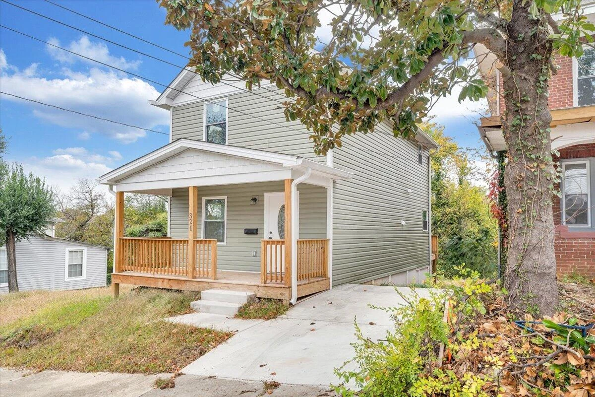 321 Patton AVE - Photo 2