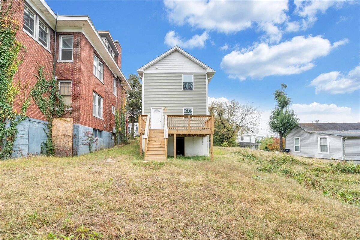321 Patton AVE - Photo 21