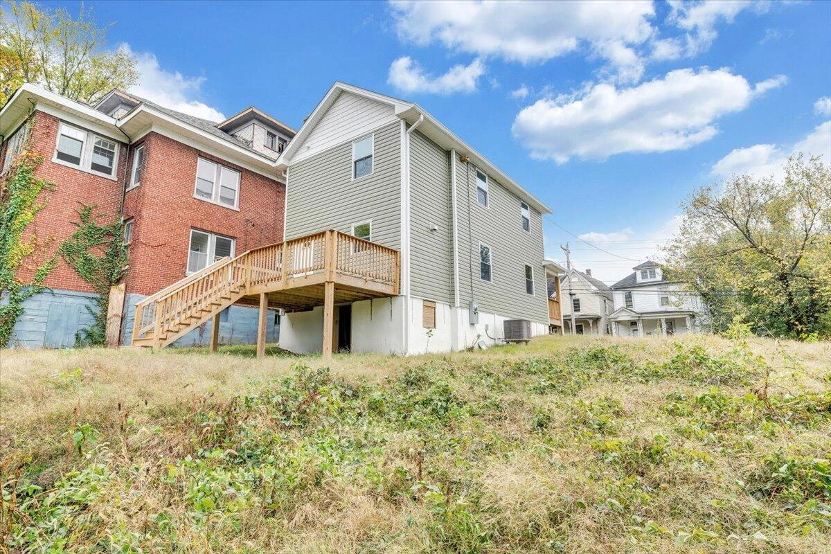 321 Patton AVE - Photo 22