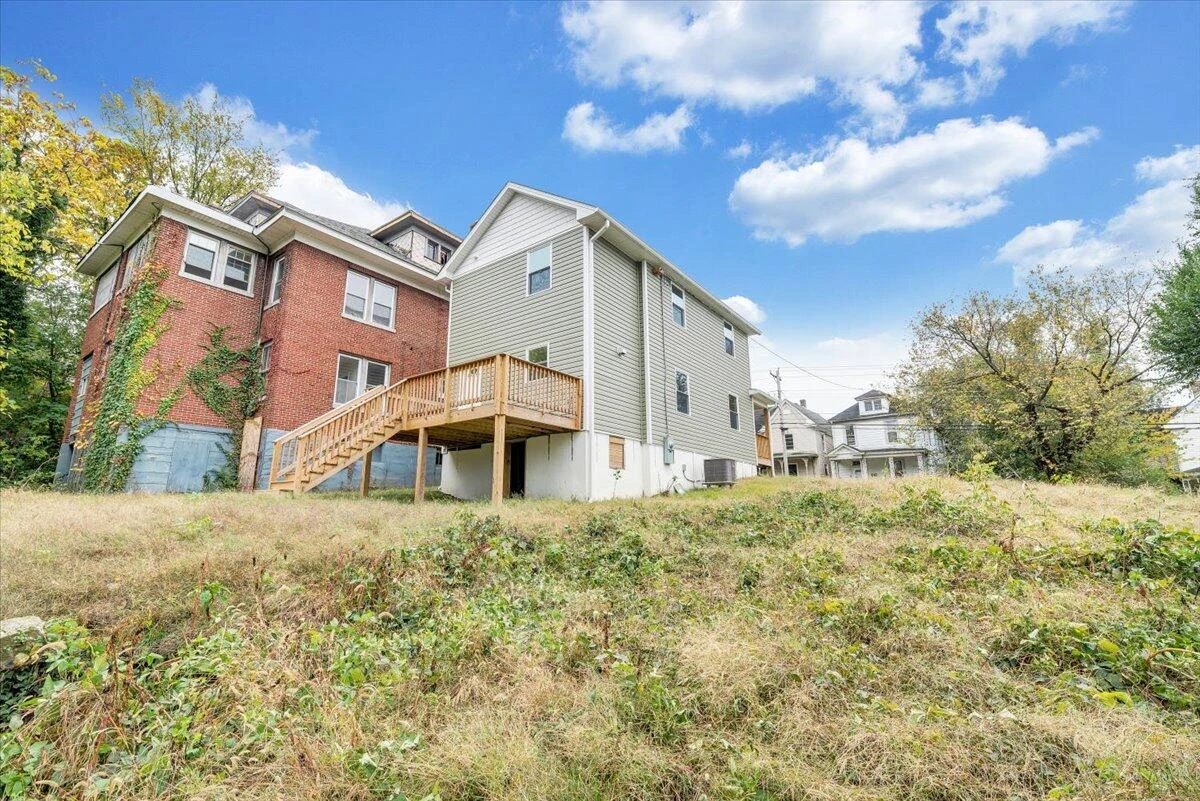 321 Patton AVE - Photo 23