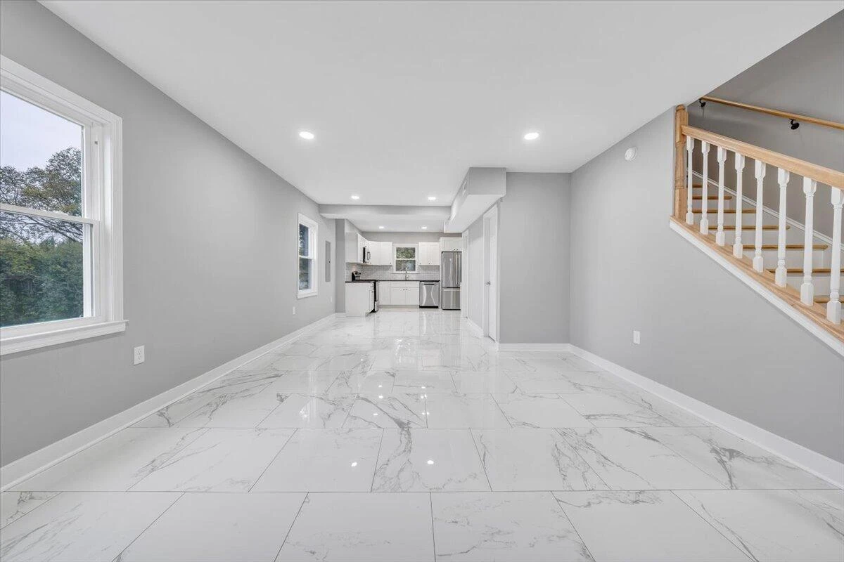 321 Patton AVE - Photo 5