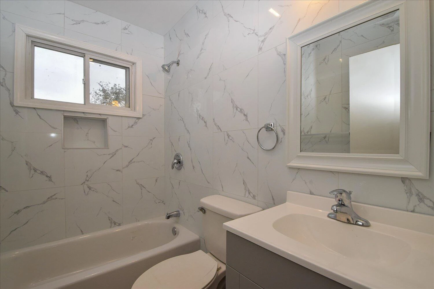 1523 Dunbar ST - Photo 12