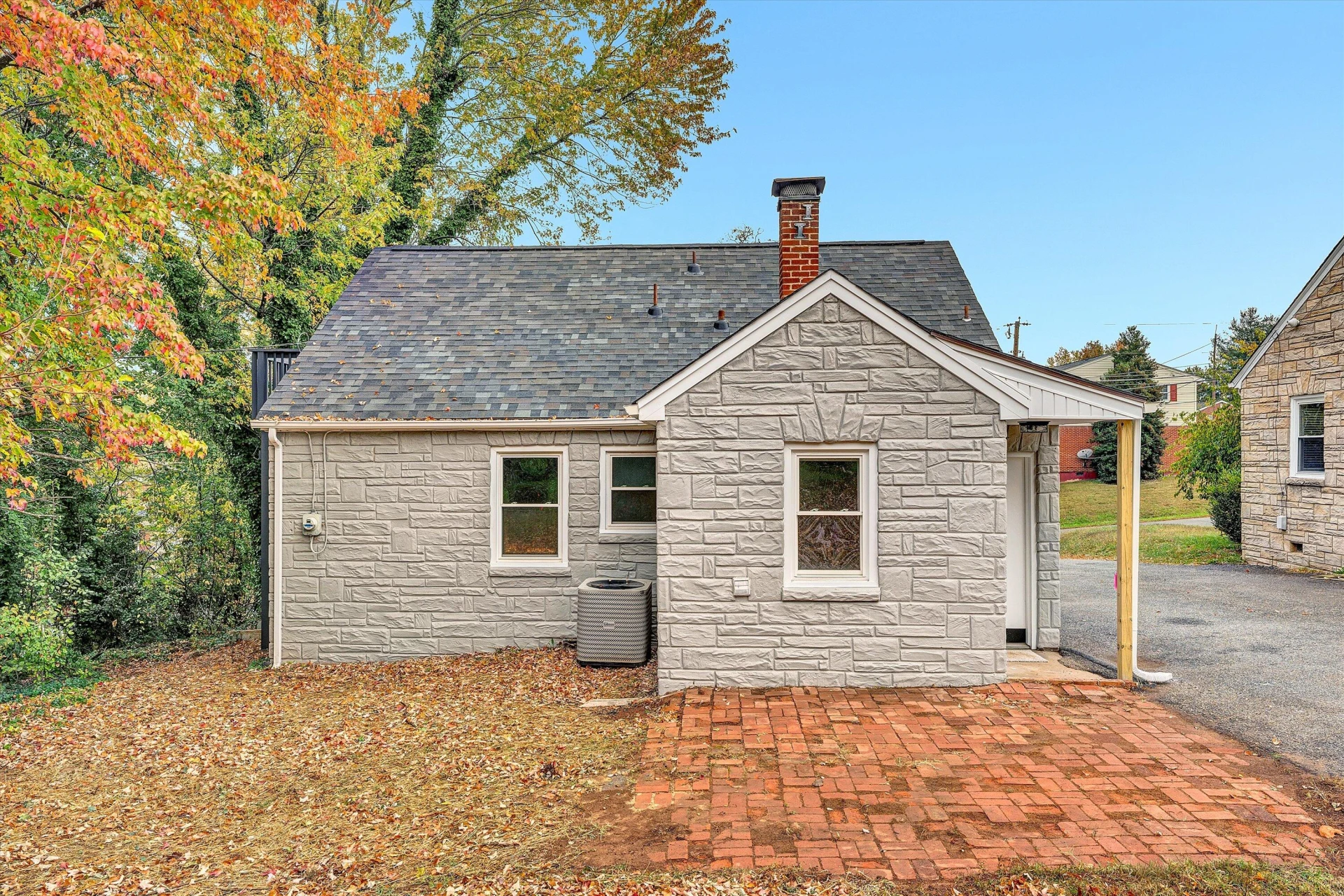 617 Virginia AVE - Photo 20