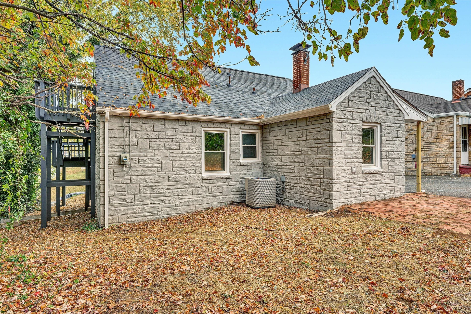 617 Virginia AVE - Photo 22