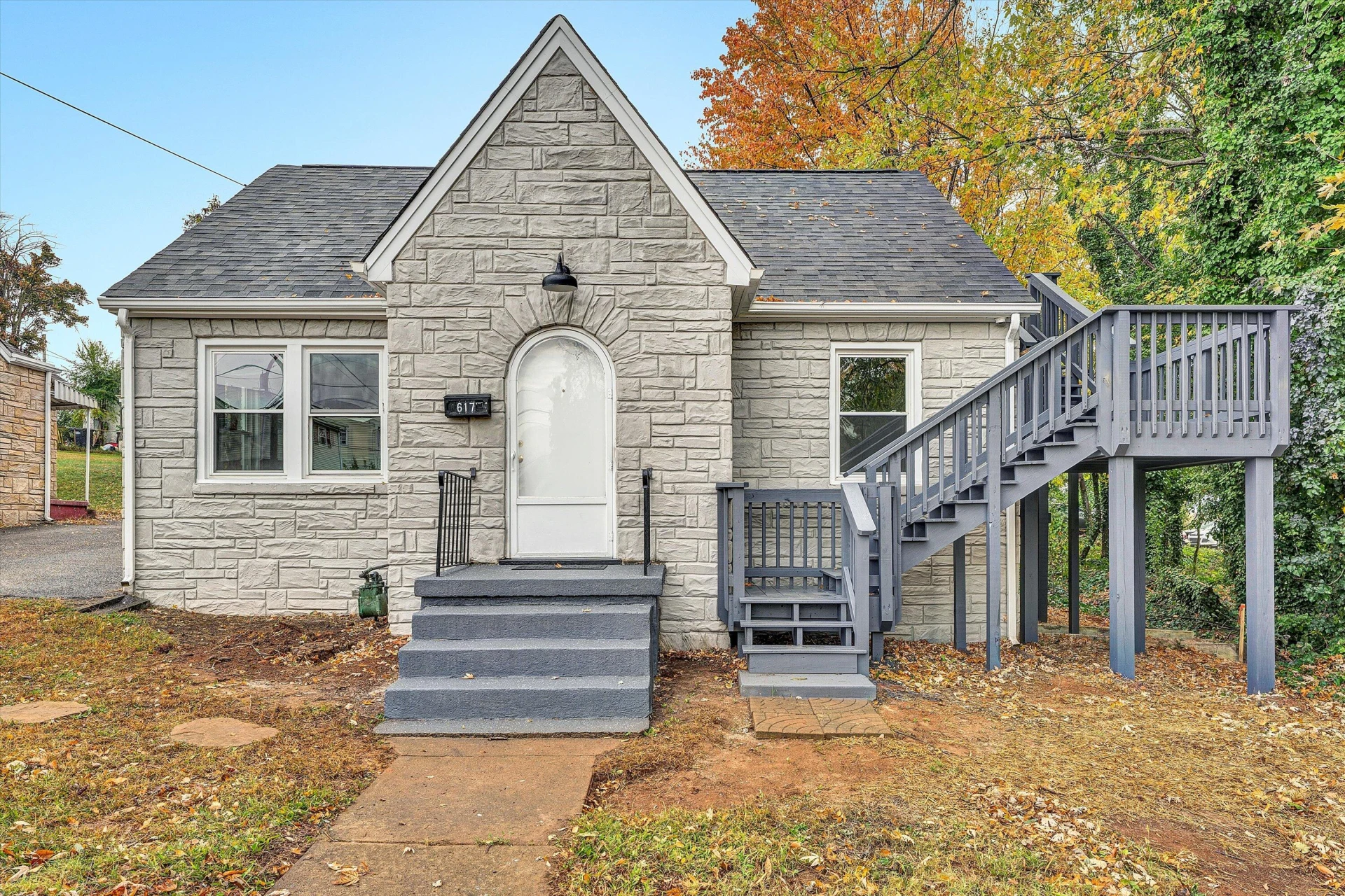 617 Virginia AVE - Photo 33