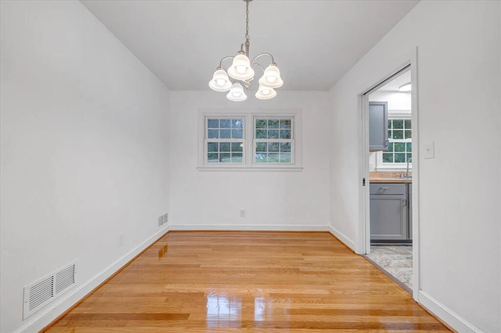 2527 Broad ST - Photo 5