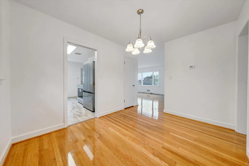 2527 Broad ST - Photo 6