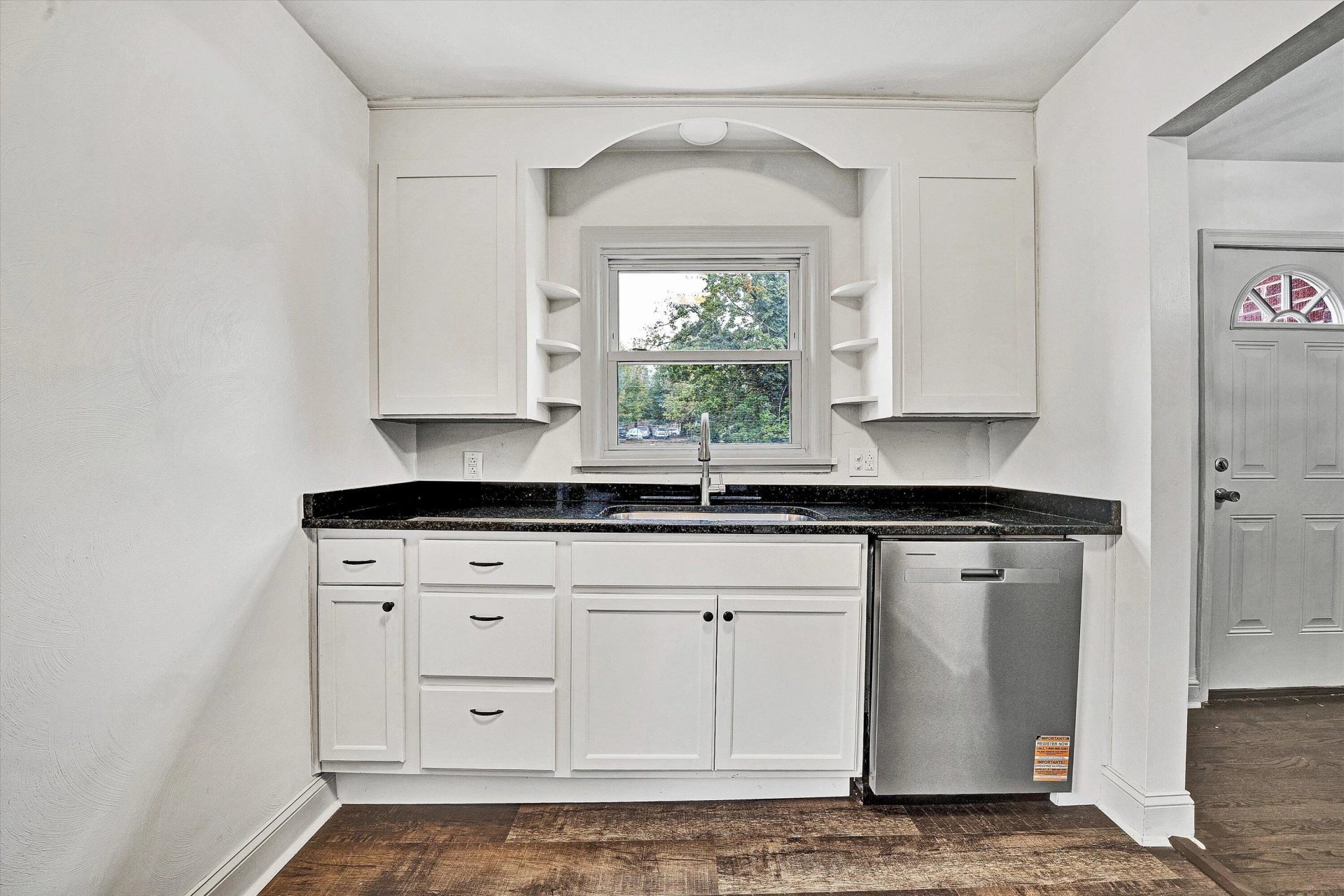1930 Brandon AVE - Photo 19