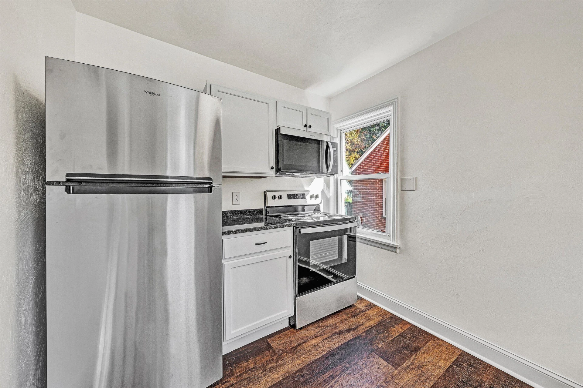 1930 Brandon AVE - Photo 21