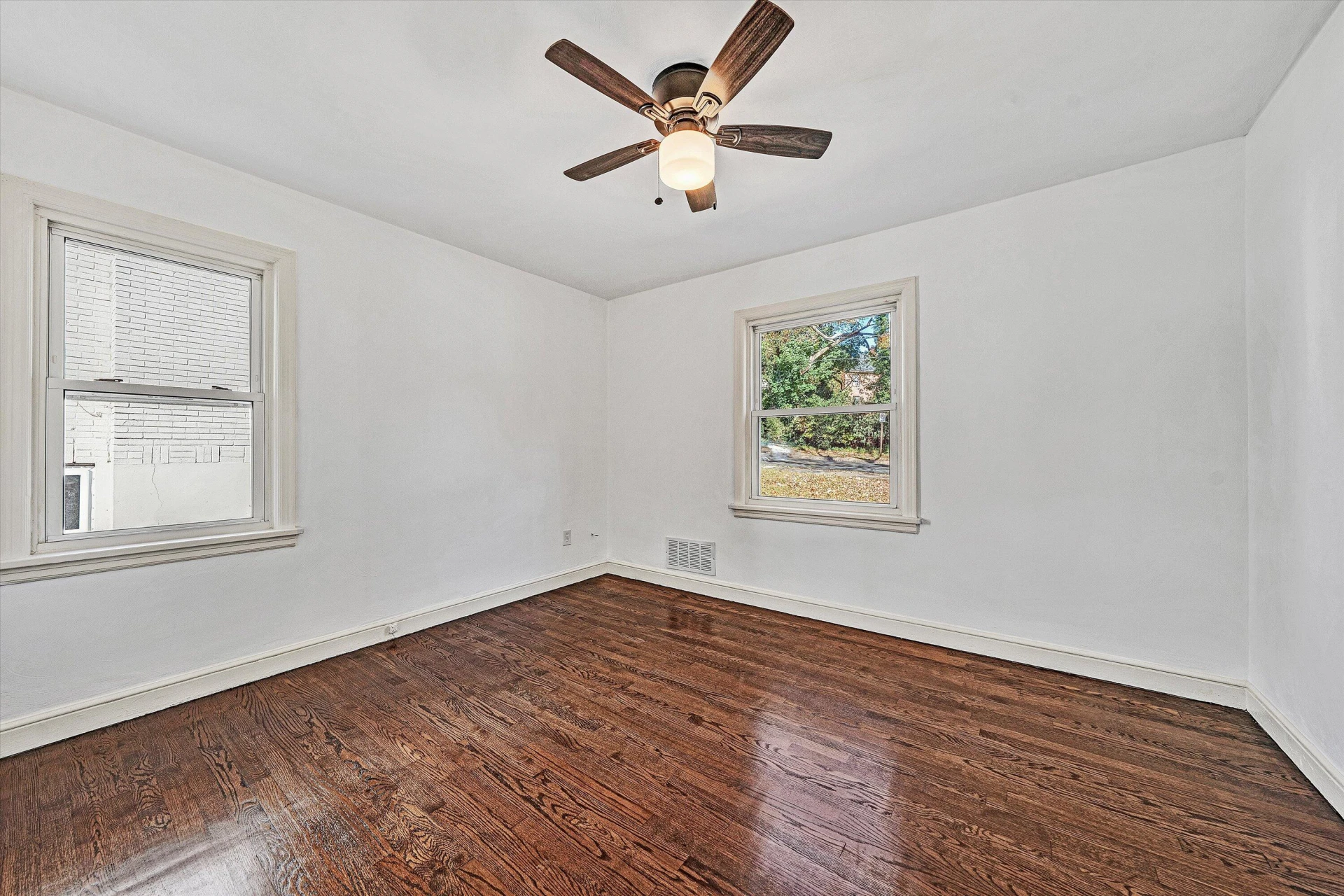 1930 Brandon AVE - Photo 22