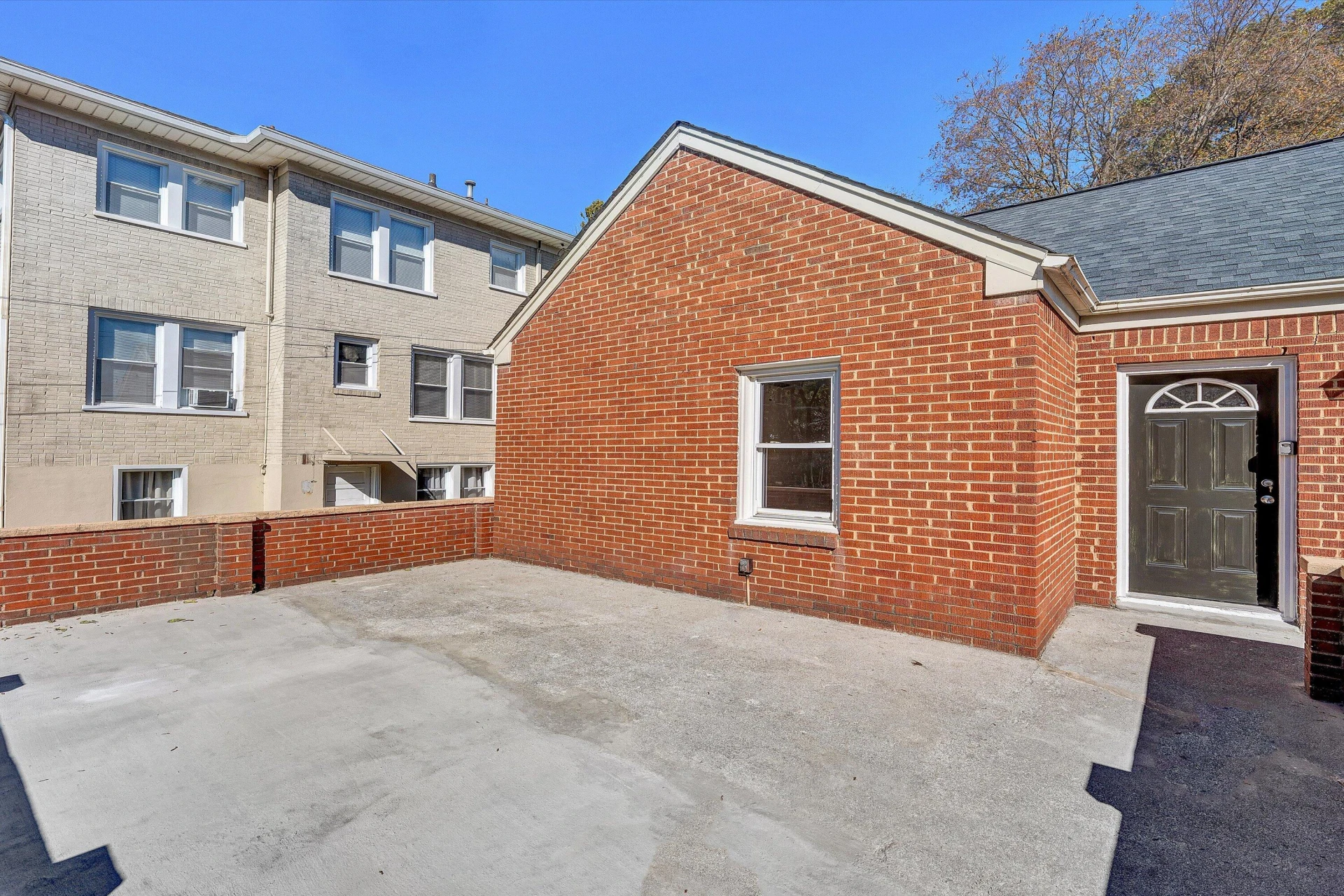 1930 Brandon AVE - Photo 32