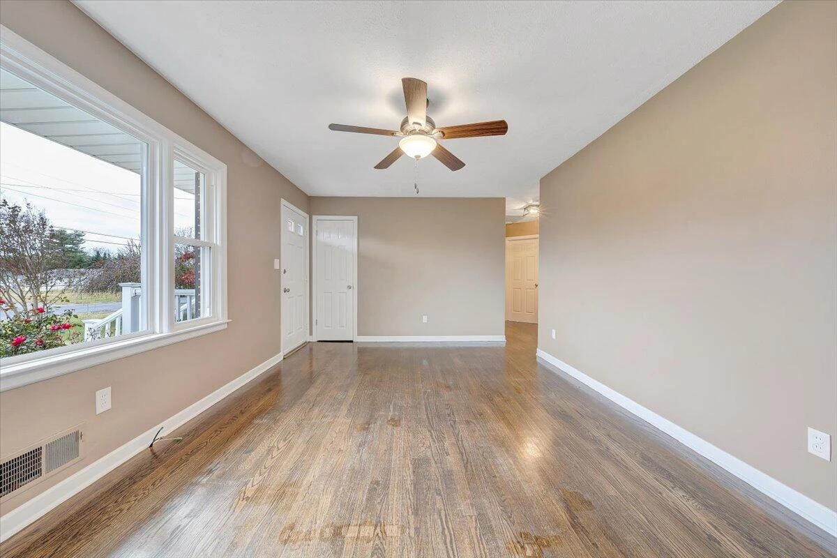 4451 Old Virginia ST - Photo 4