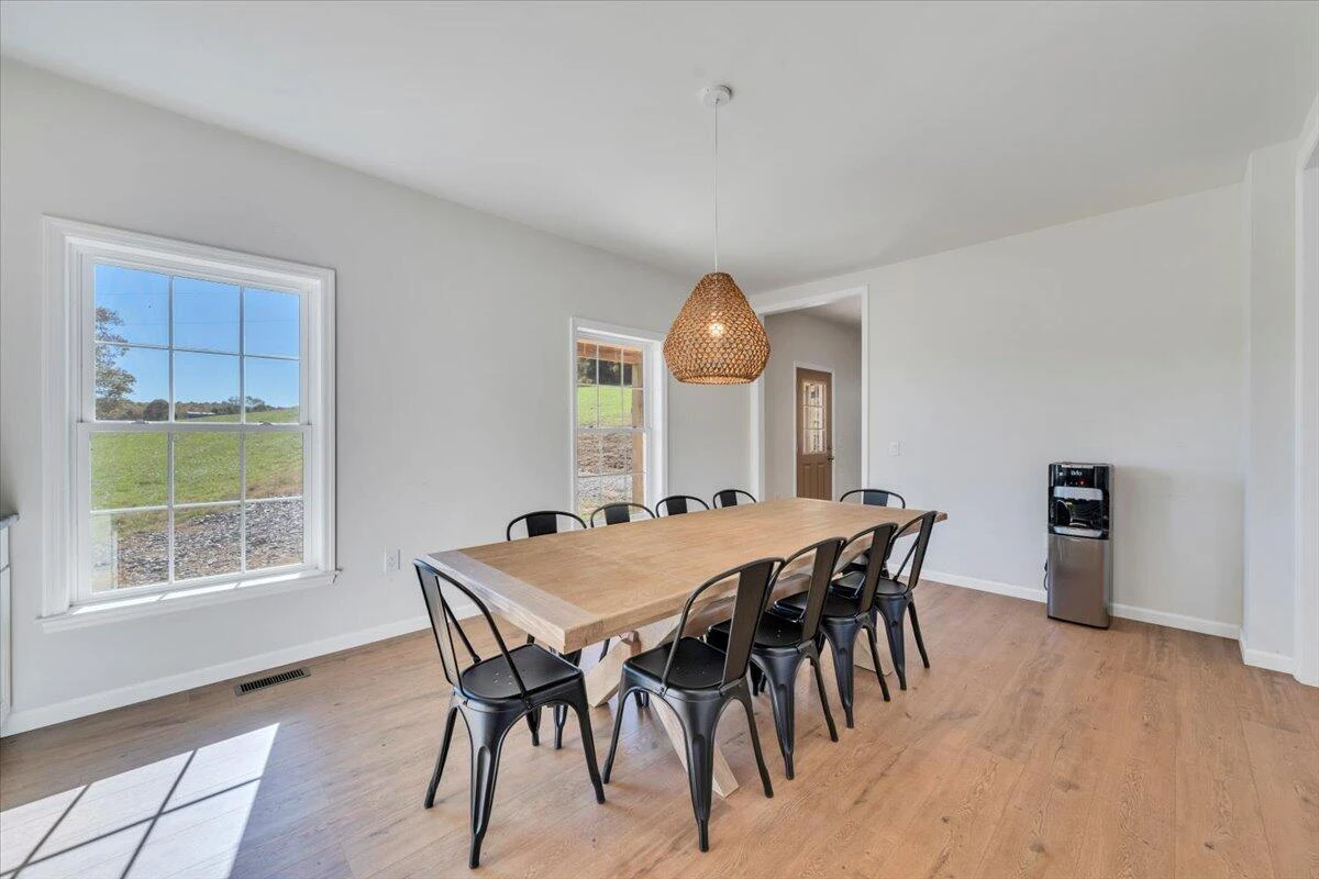 1533 Groundhog Mountain RD - Photo 21