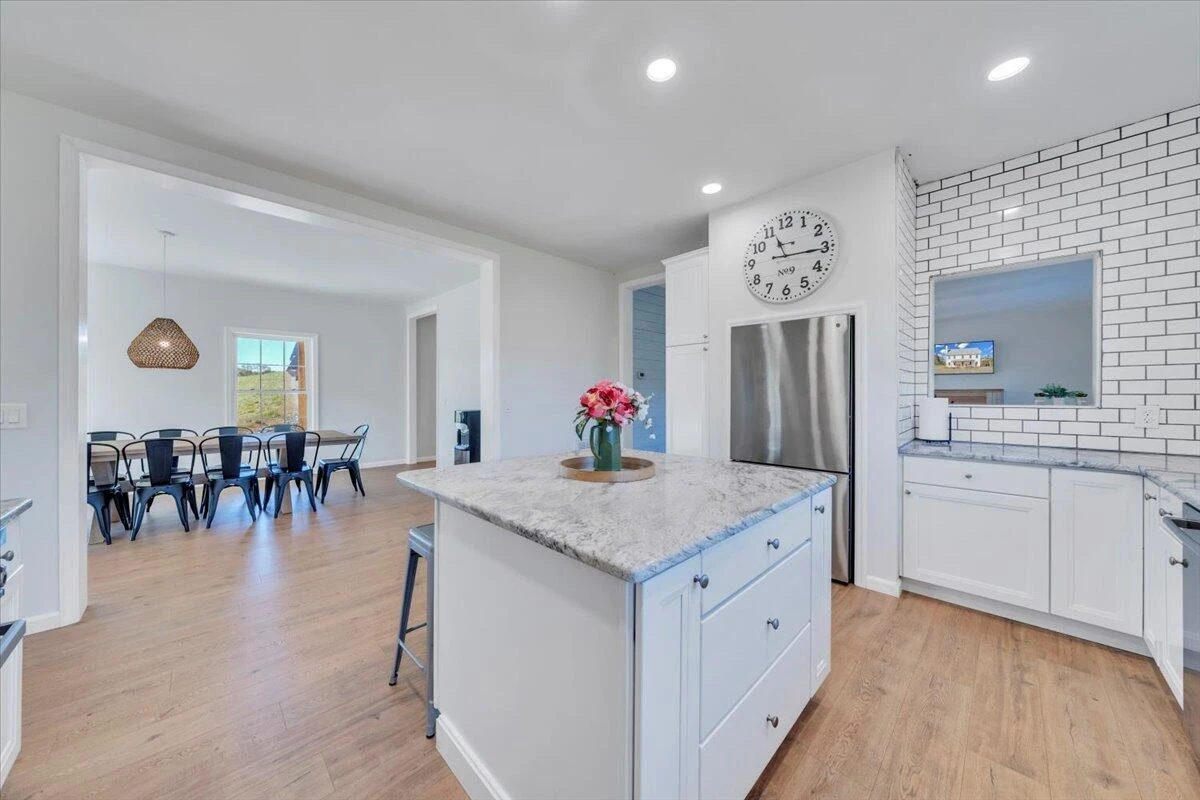 1533 Groundhog Mountain RD - Photo 22