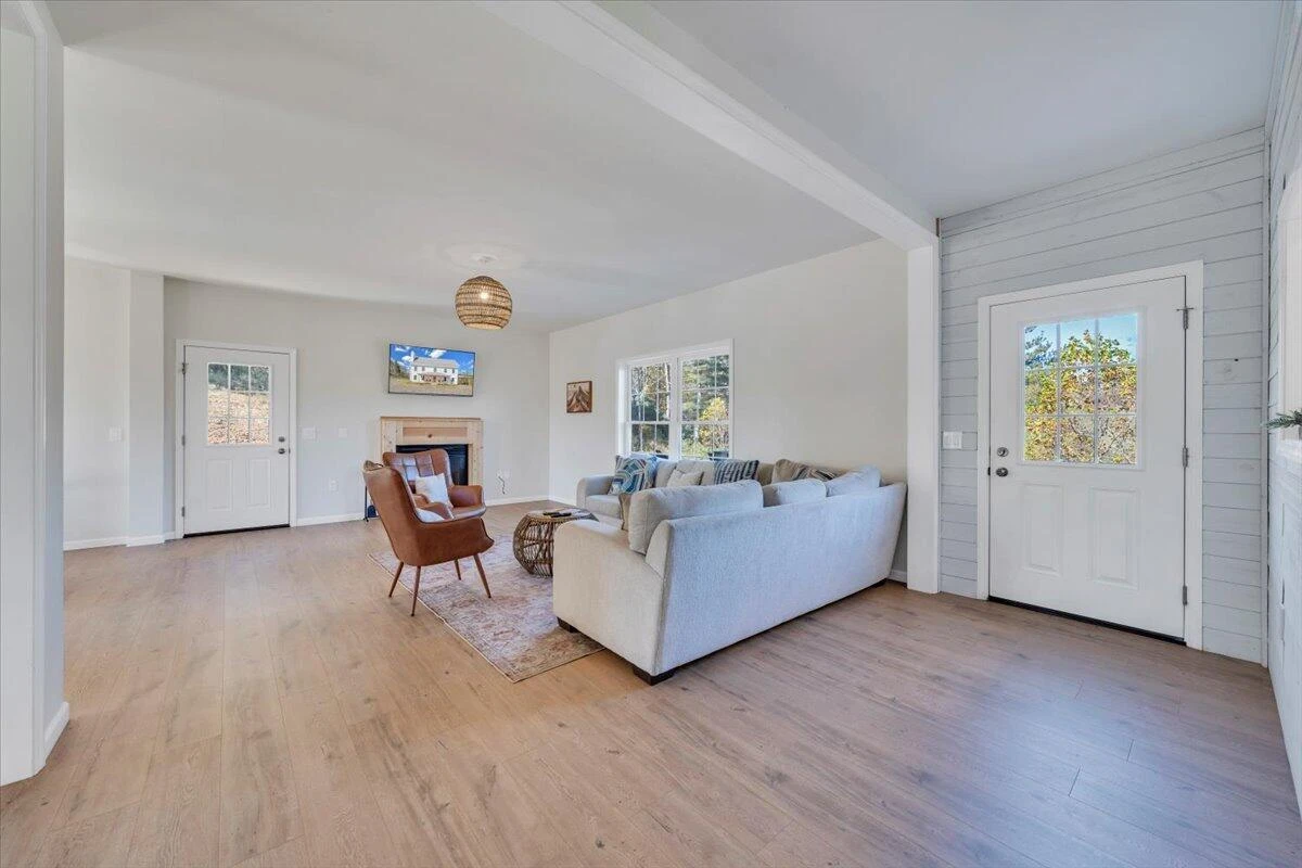 1533 Groundhog Mountain RD - Photo 25