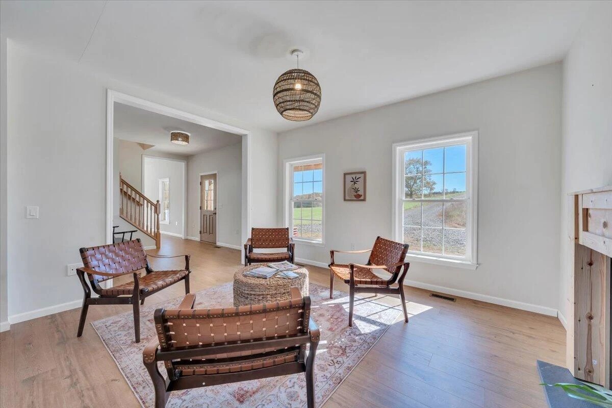 1533 Groundhog Mountain RD - Photo 32
