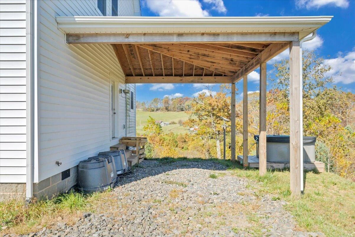 1533 Groundhog Mountain RD - Photo 65