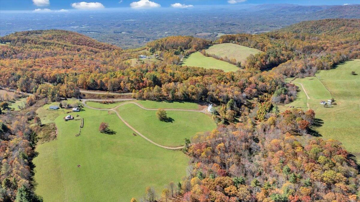 1533 Groundhog Mountain RD - Photo 94