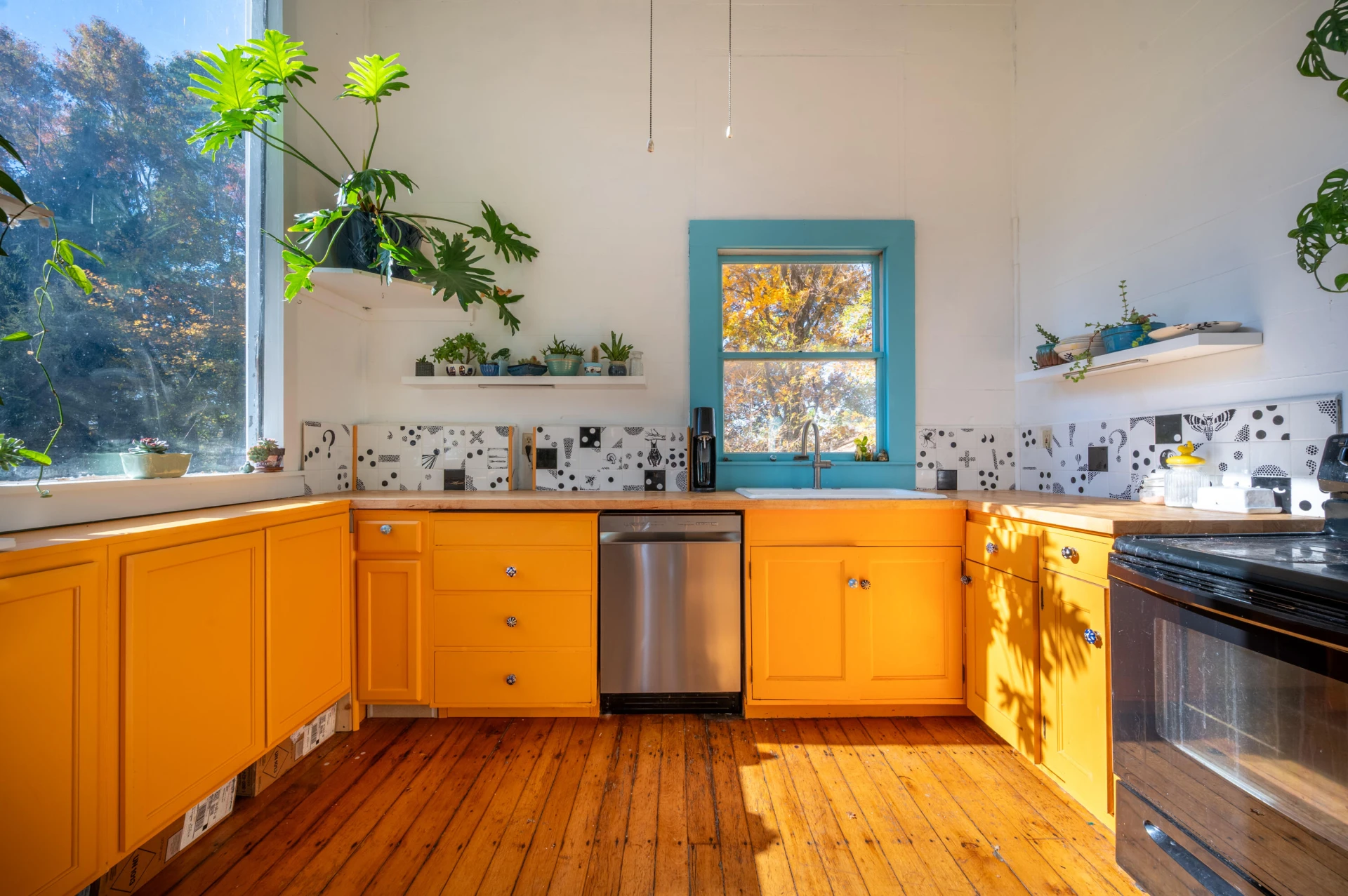 3056 Indian Valley RD - Photo 13