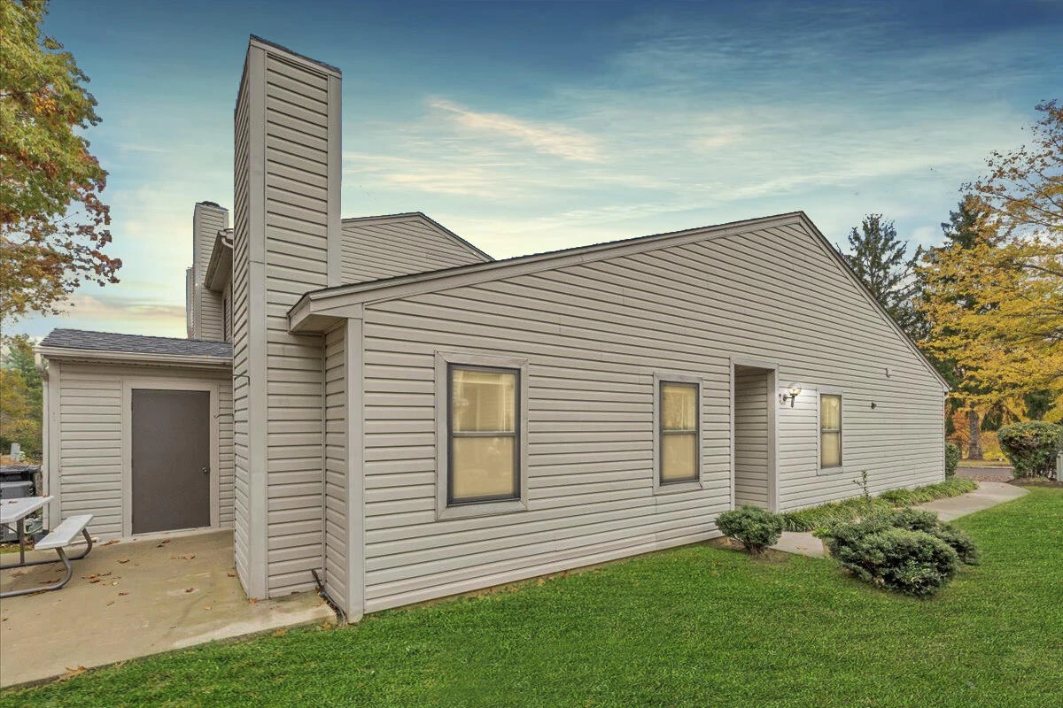 7192 Red Cedar CIR - Photo 5