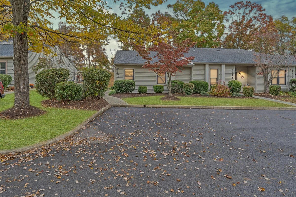 7192 Red Cedar CIR - Photo 8