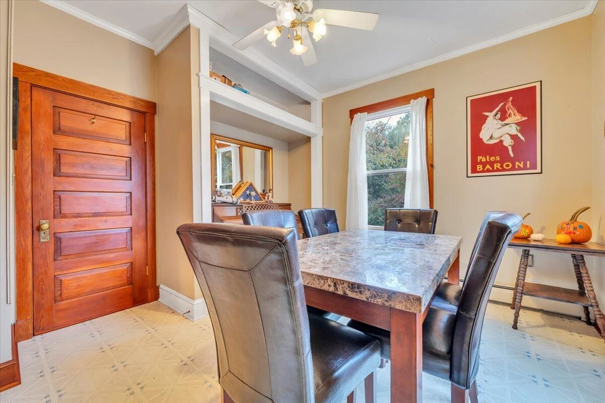 860 Marshall AVE - Photo 16