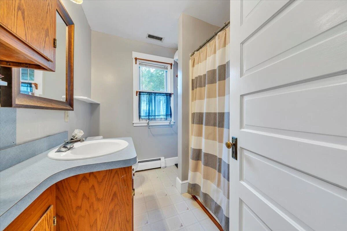 860 Marshall AVE - Photo 23