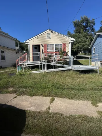 405 Harrison AVE