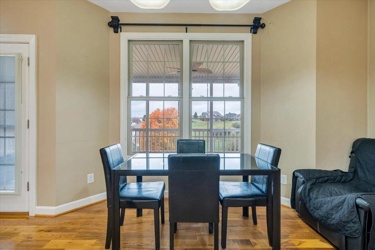 31 Fairway CT - Photo 16