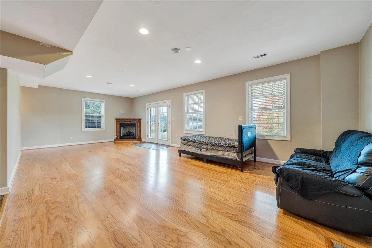 31 Fairway CT - Photo 44