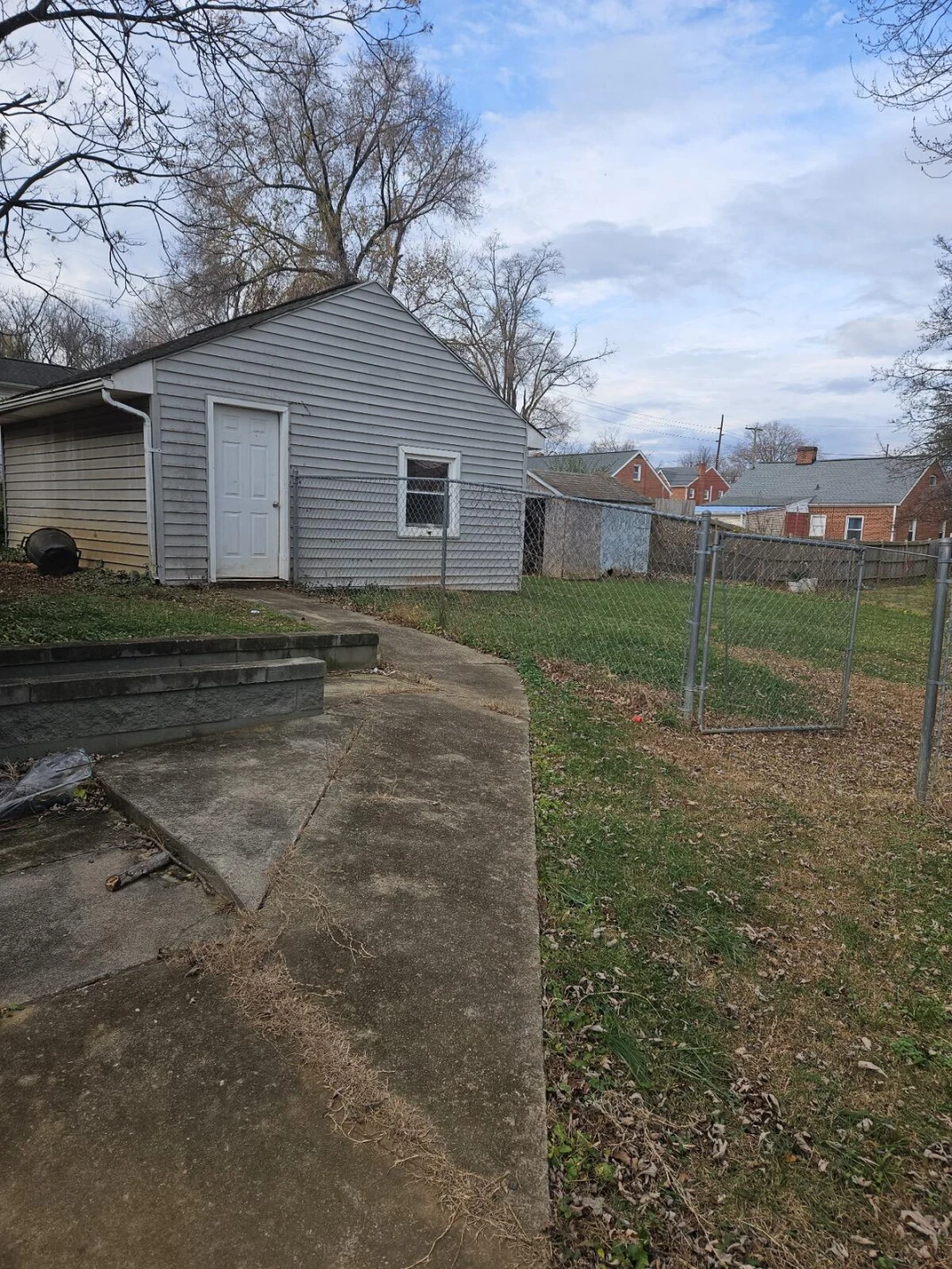 2518 Chatham ST - Photo 30