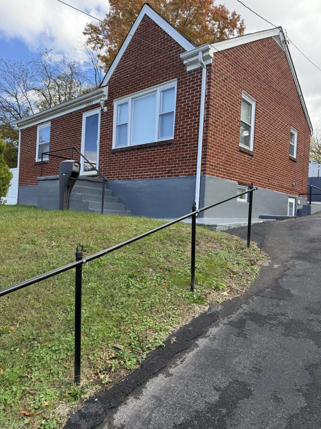1321 Aspen ST - Photo 2