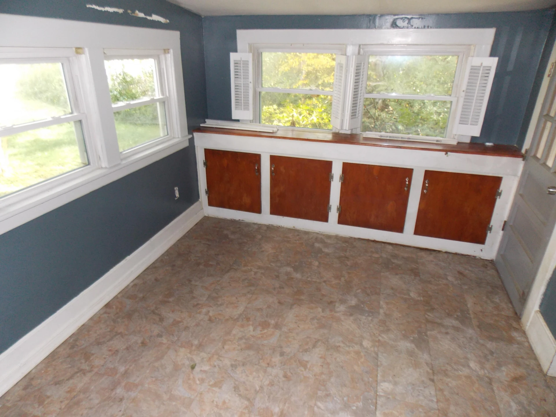 304 Burwell ST - Photo 12
