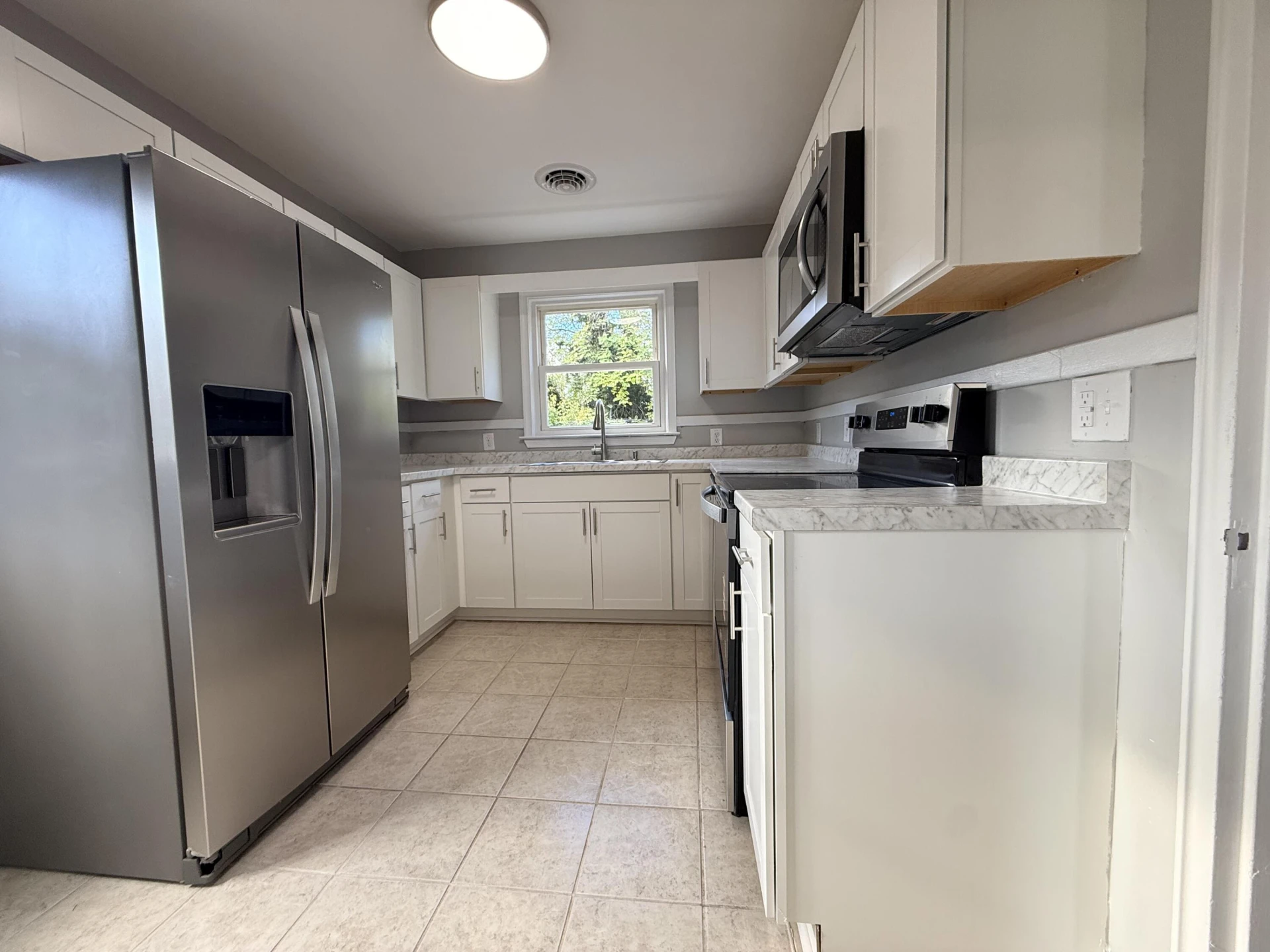 4926 Fralin RD - Photo 5