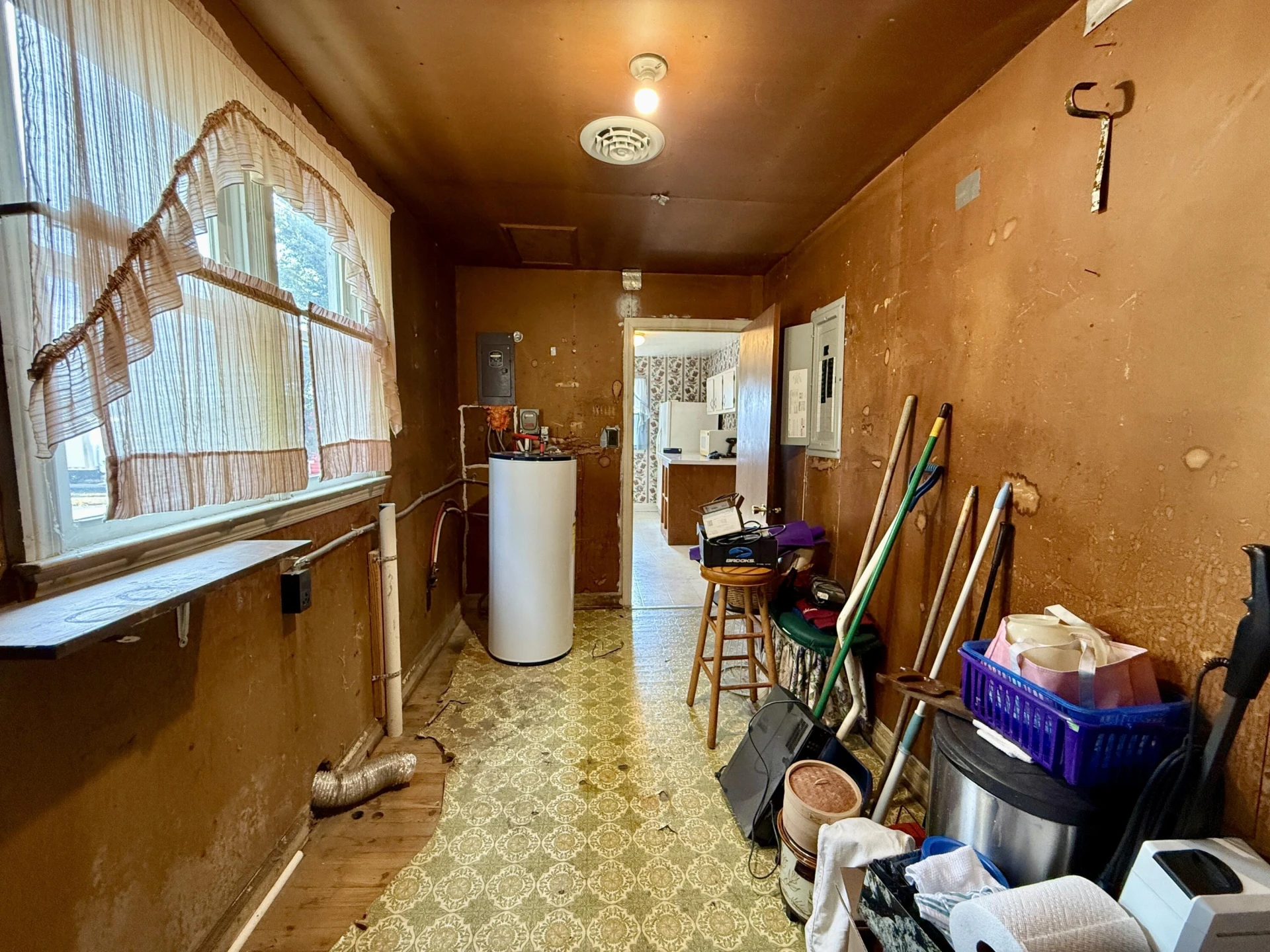 2213 Main ST - Photo 9