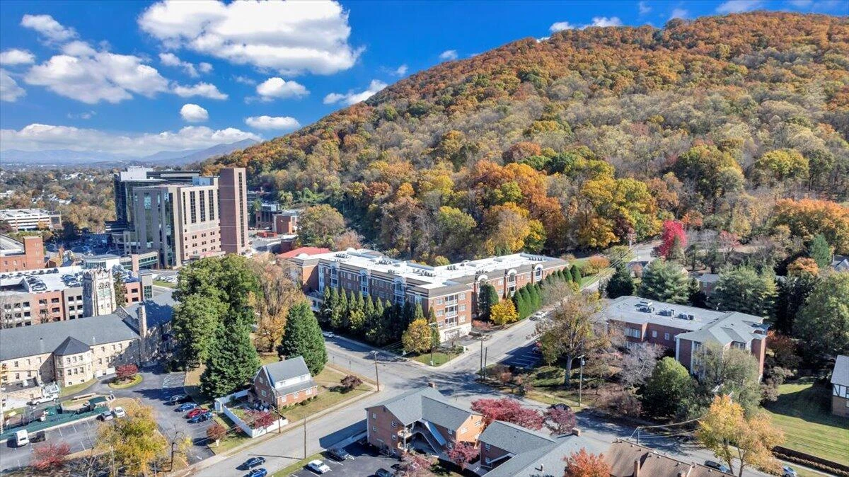 2125 Yellow Mountain RD #107 - Photo 42