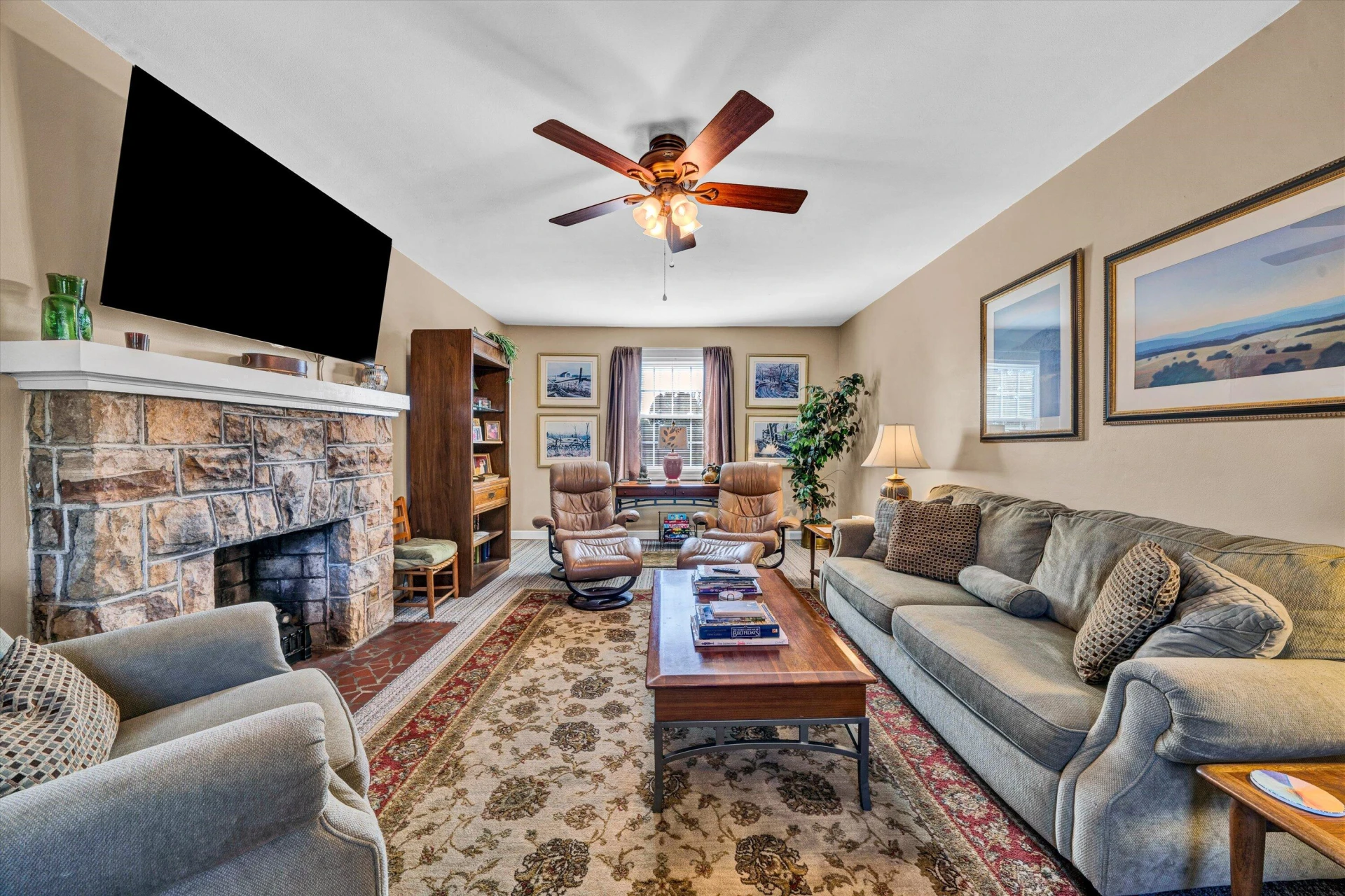2907 Huntington BLVD - Photo 7
